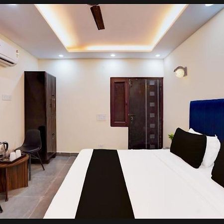 Hotel City Palace New Delhi Buitenkant foto
