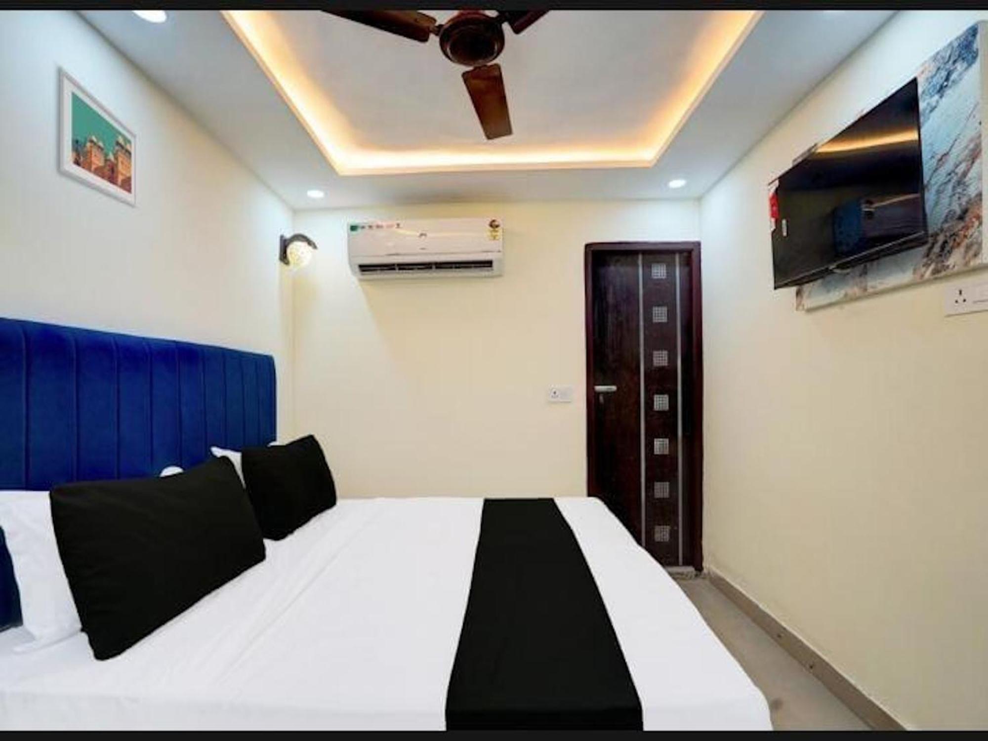 Hotel City Palace New Delhi Buitenkant foto