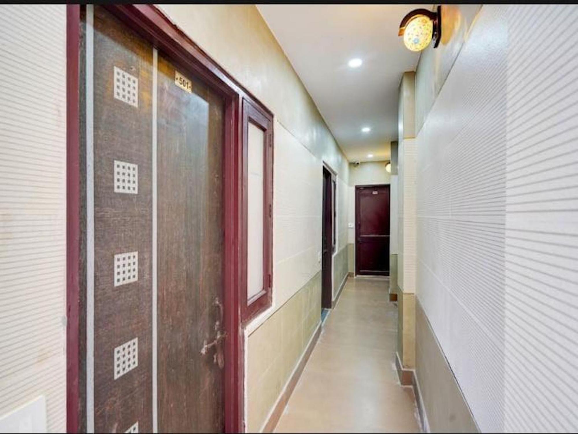 Hotel City Palace New Delhi Buitenkant foto