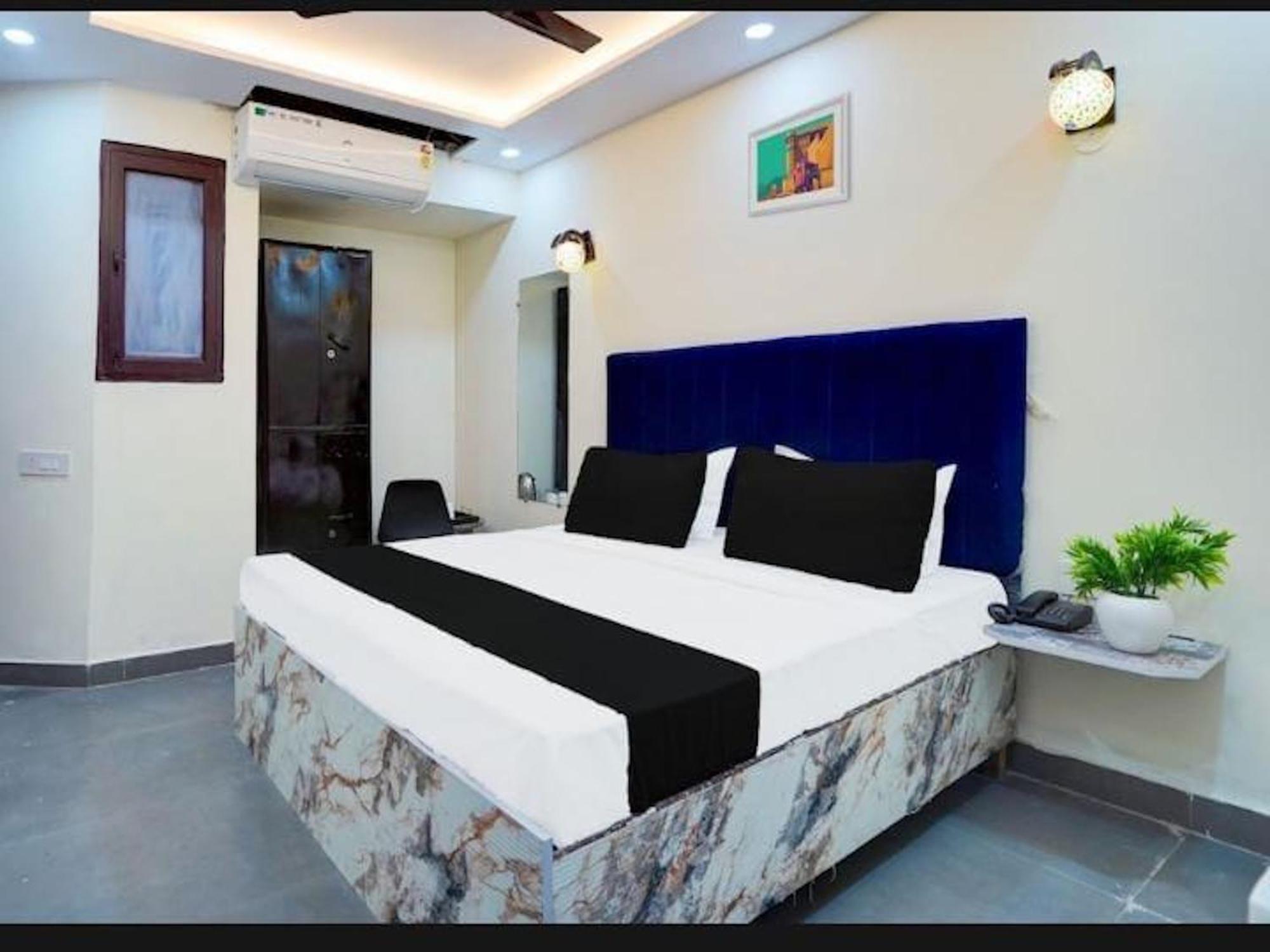 Hotel City Palace New Delhi Buitenkant foto